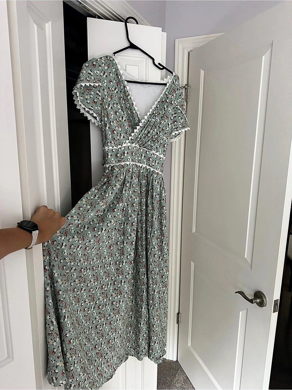 Xiaolizi Floral Linen Maxi Dress - Empire Waist with Lace Edging 2411 Floral